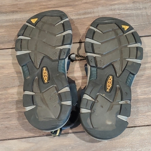 Keen Men Rialto Open Toe Hiking outdoor shoes sz 8 main image 6